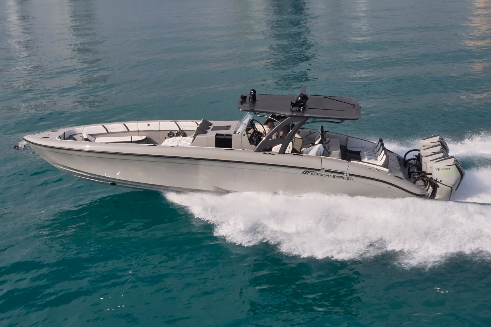 Midnight Express 43 Open