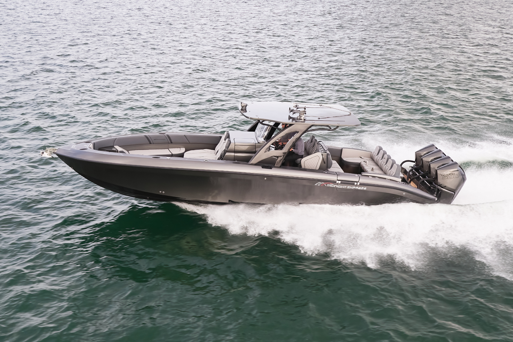 Midnight Express 37 Open